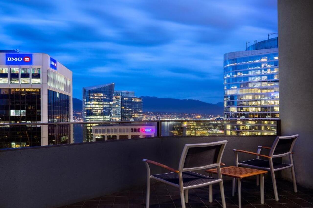 Hyatt Regency Vancouver Exterior foto View from the rooftop